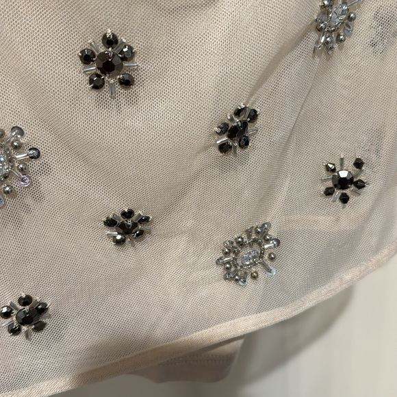 Ann Taylor Snowflake Top - Picture 10 of 10